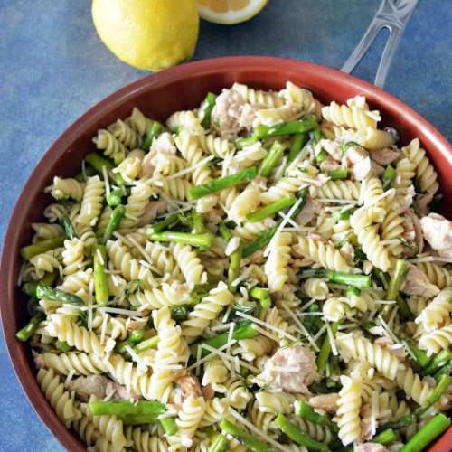 Lemon Dill Salmon Pasta Salad with Asparagus in pan.