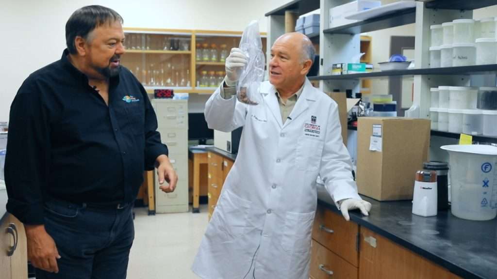 Chip Carter and Franciso Diez-Gonzalez, Director and Professor at the UGA Center for Food Safety.