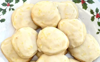 A Touch Of Italy For Christmas: Glazed Lemon Ricotta Cookies