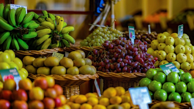 Fresh fruit at the grocery. 