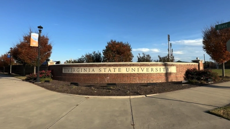 Concrete wall of entrance to VSU.