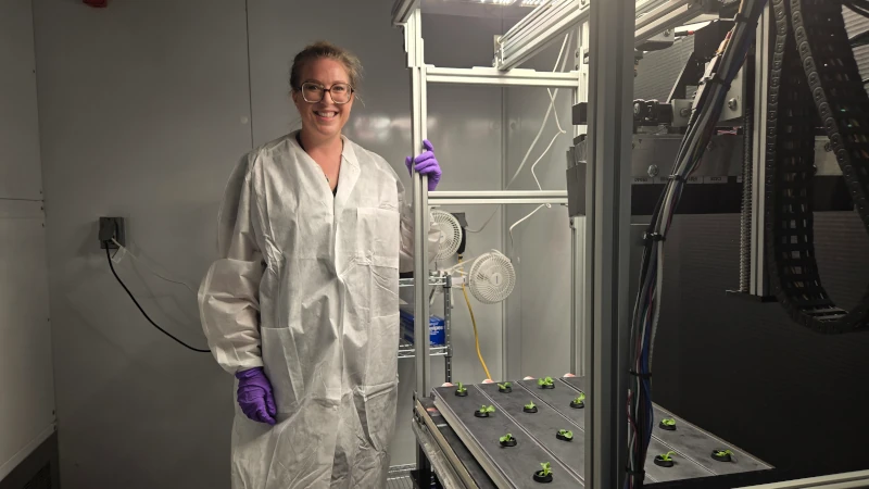 Woman in lab. 