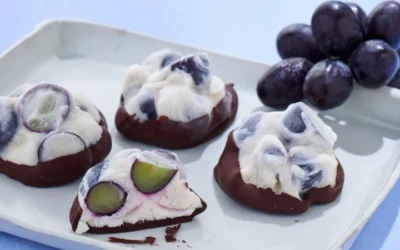 5 Refreshing Frozen Grape Treats For Hot Summer Days