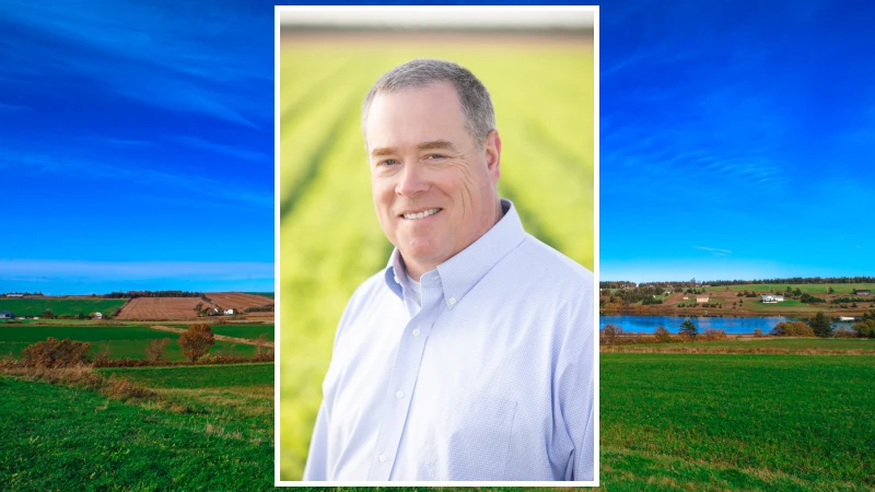 Russell Hamlin headshot